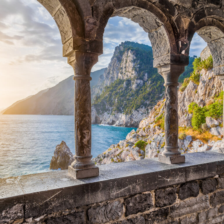 Cinque Terre: roteiro de um postal ilustrado italiano | Unibanco