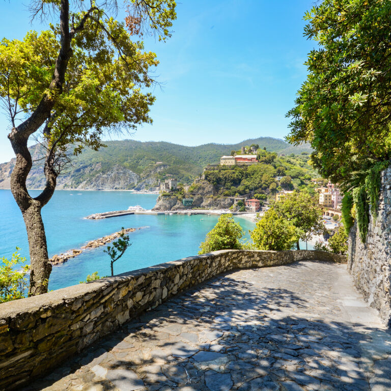 Cinque Terre: roteiro de um postal ilustrado italiano | Unibanco