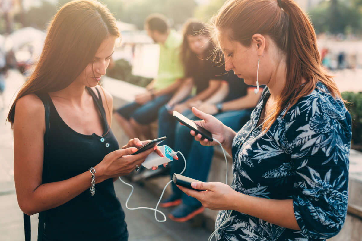 Dicas para carregar o telemóvel de forma mais eficiente | Unibanco