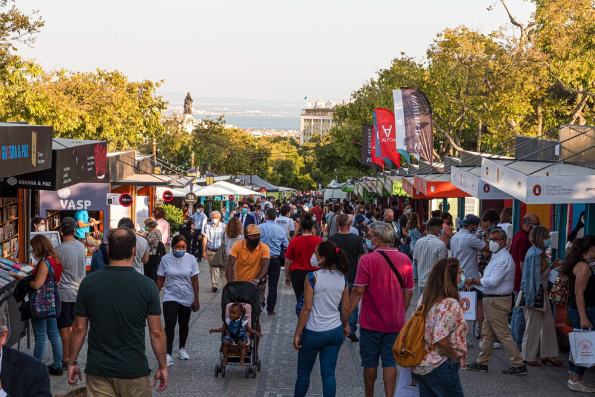 Feira do Livro: a festa dos livros está de volta | Unibanco