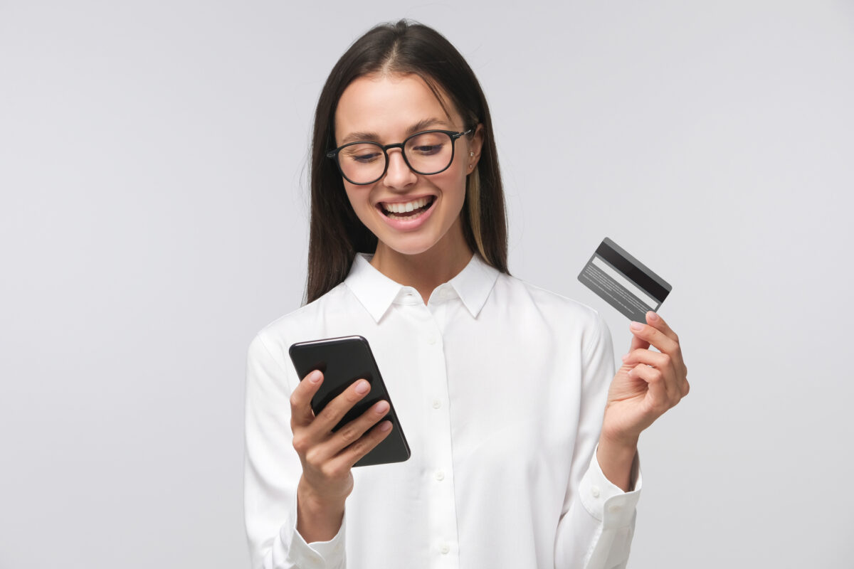 Sabe o que são as carteiras digitais? E quais as suas vantagens? | Unibanco
