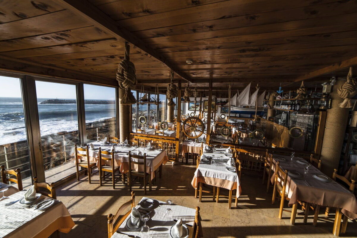 Comer com um pé no mar: os melhores restaurantes de praia | Unibanco