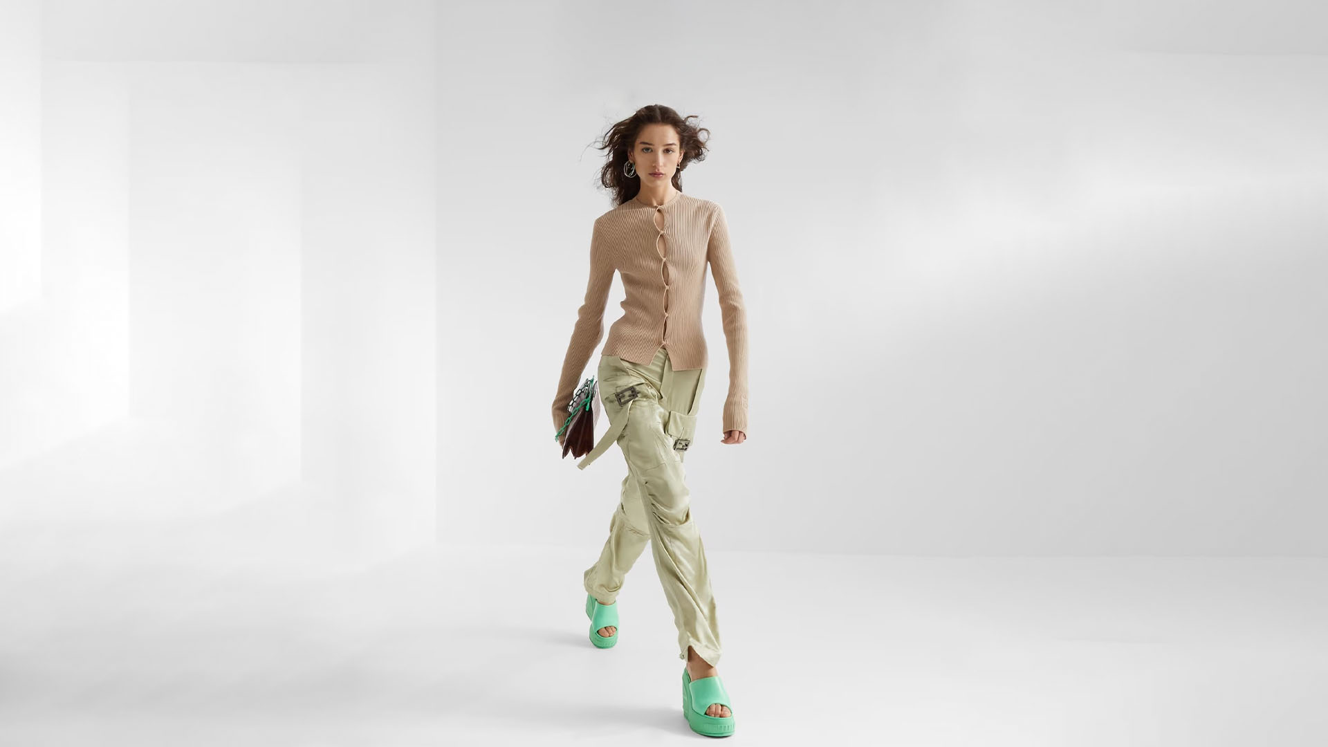 Cargo: as calças que estão a fazer furor no mundo da moda