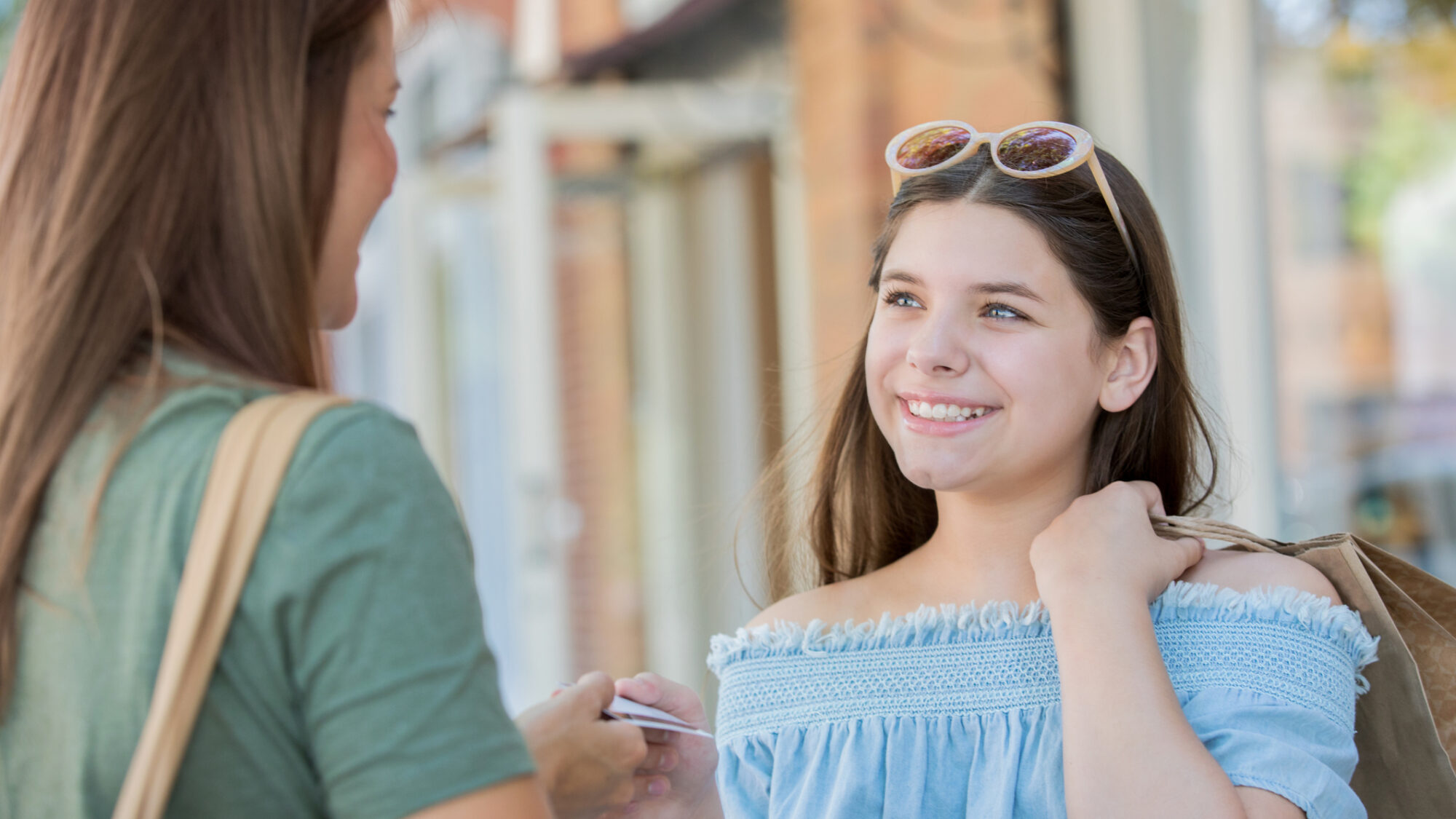 Dar uma mesada ensina os filhos a gerir melhor o dinheiro