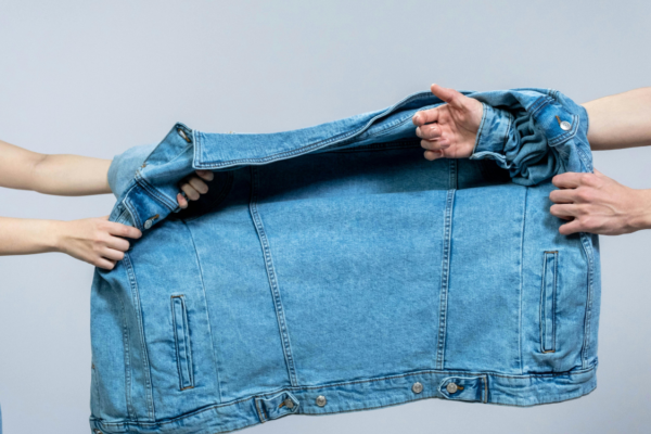 <strong>Impacto da “Fast Fashion” no ambiente e alternativas sustentáveis</strong>