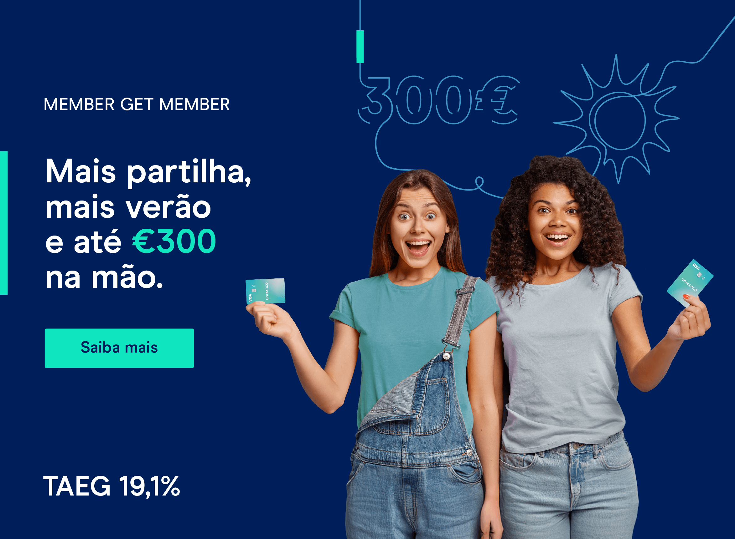 Duas mulheres felizes com o cartão unibanco na mão
